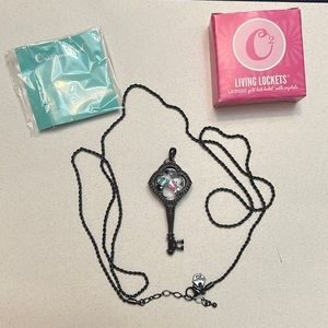 NEW Origami Owl HTF Convertible GUNMETAL KEY LOCKET Set